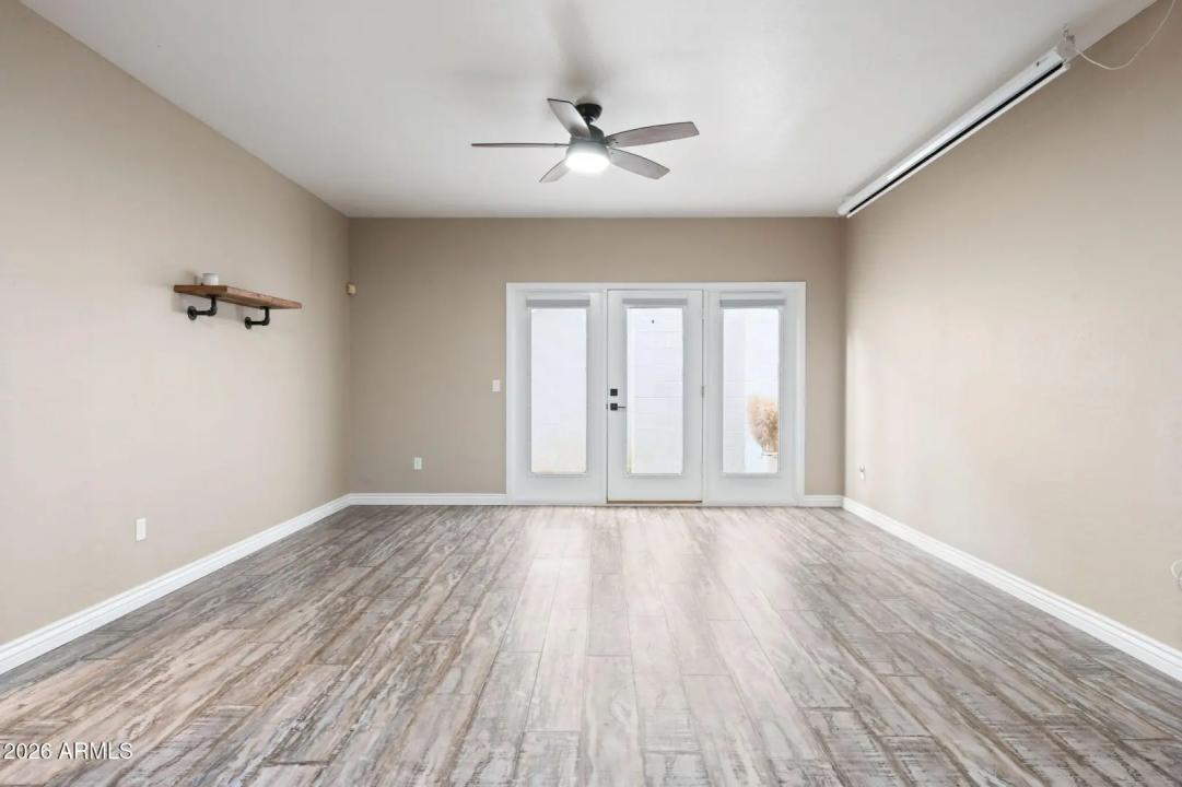 Real Estate Picture 34