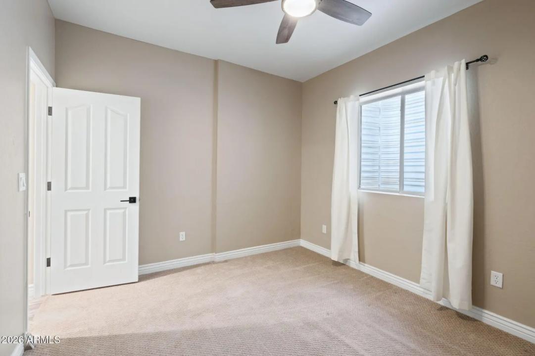 Real Estate Picture 36