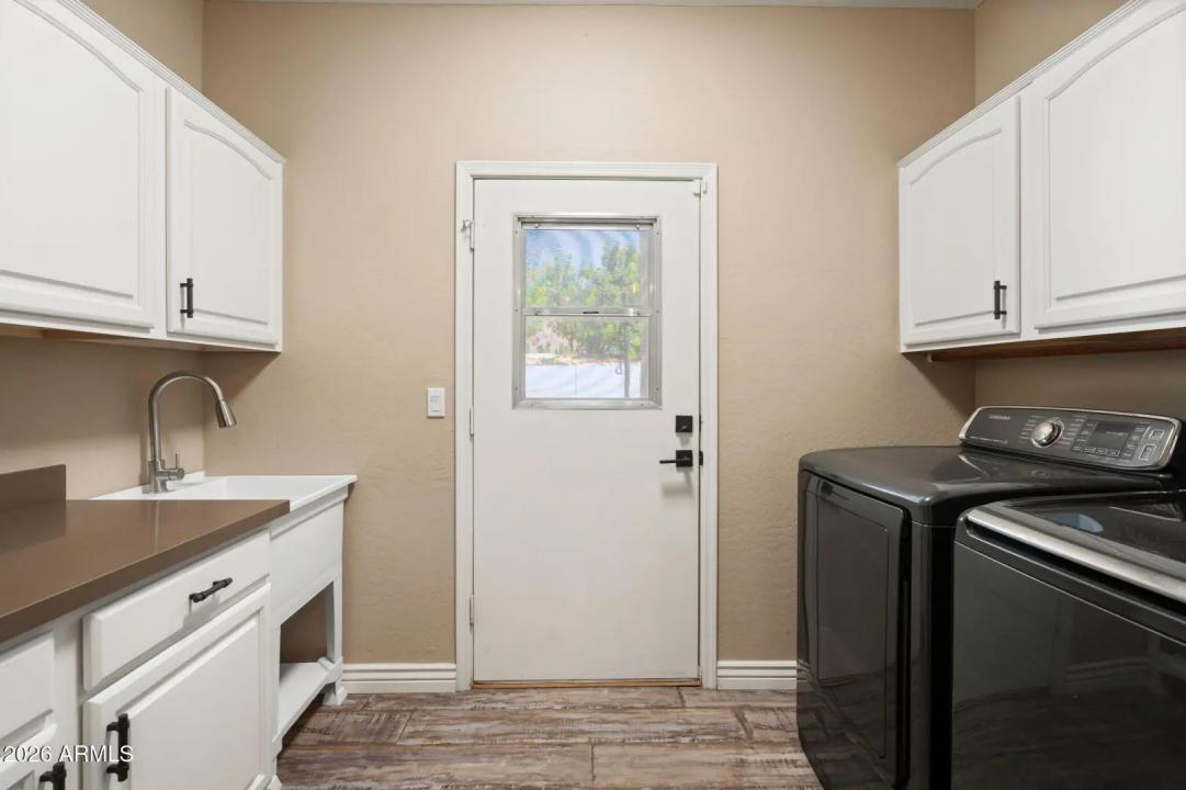 Real Estate Picture 39