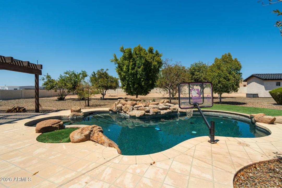 Real Estate Picture 47