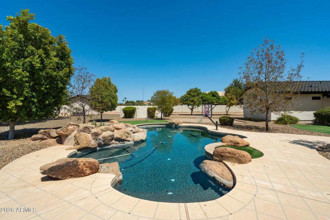 Real Estate Picture 48