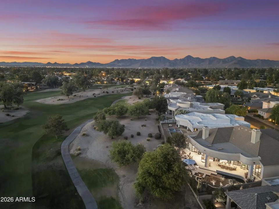 Real Estate Picture 1