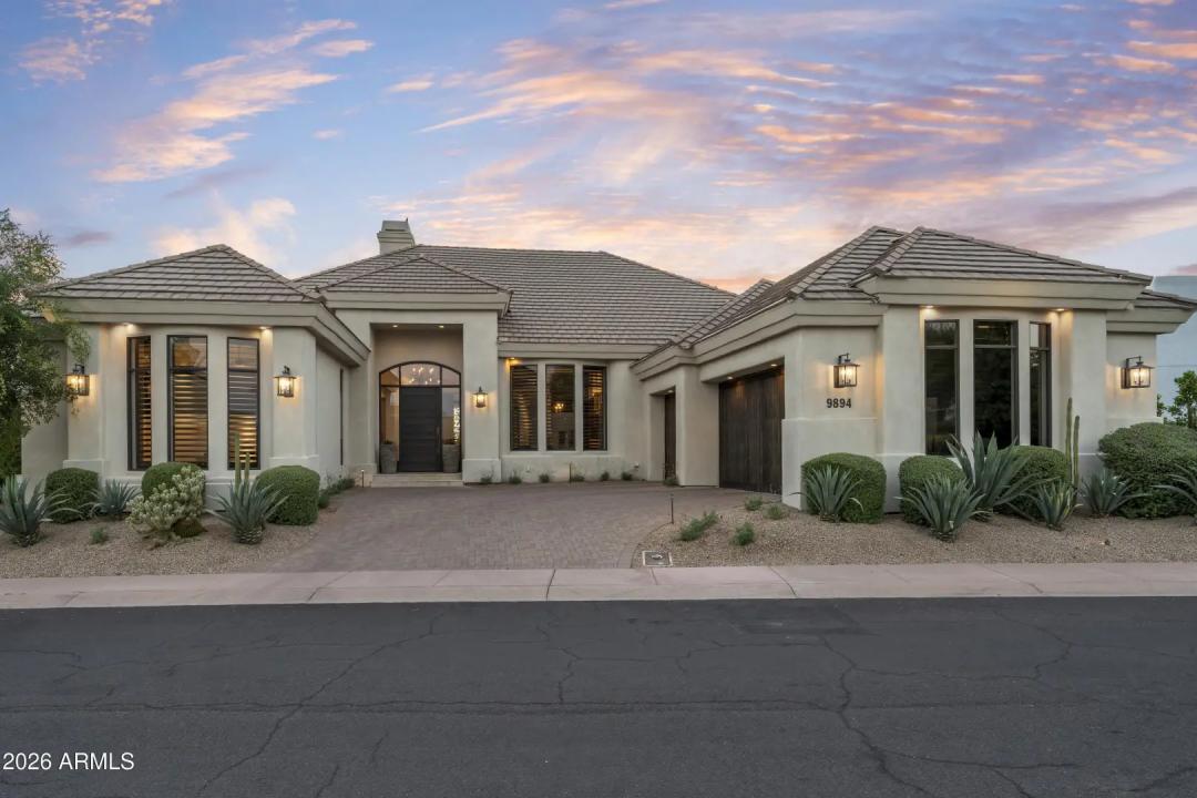 Real Estate Picture 3