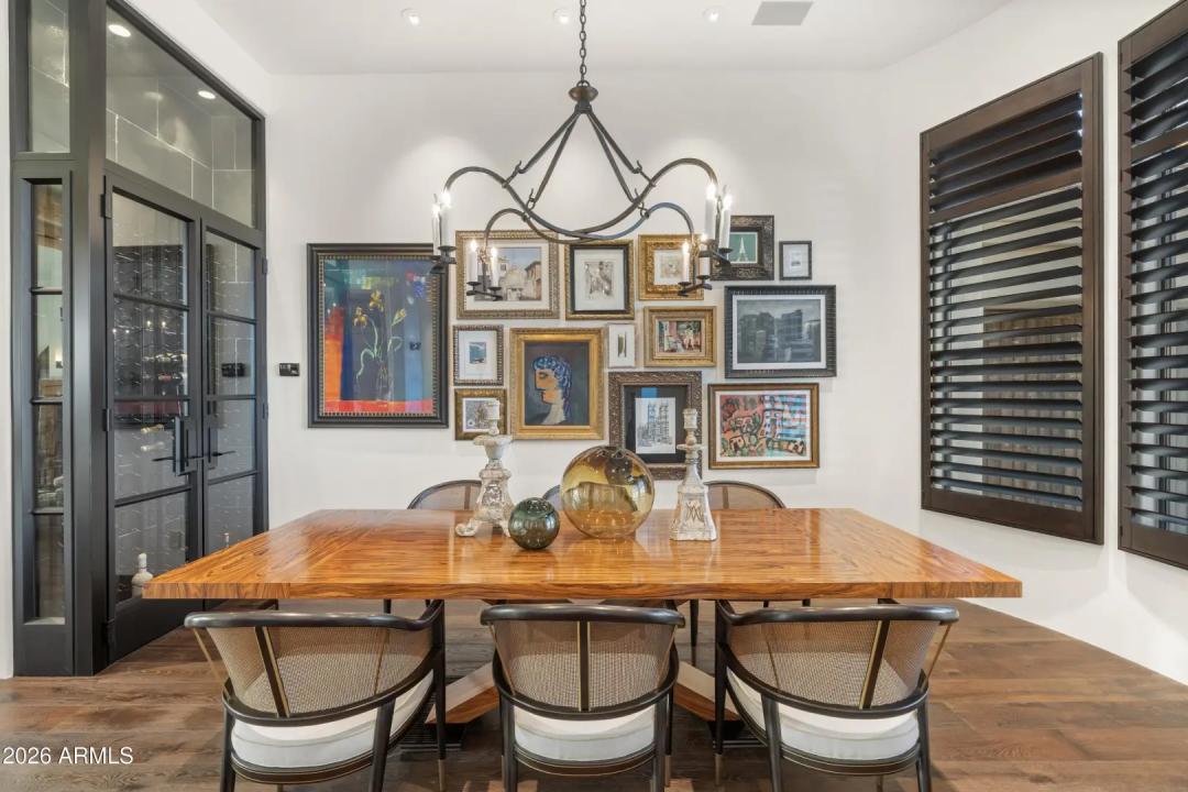 Real Estate Picture 7
