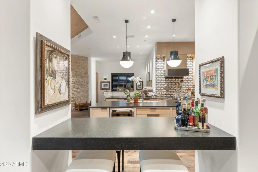 Real Estate Picture 21