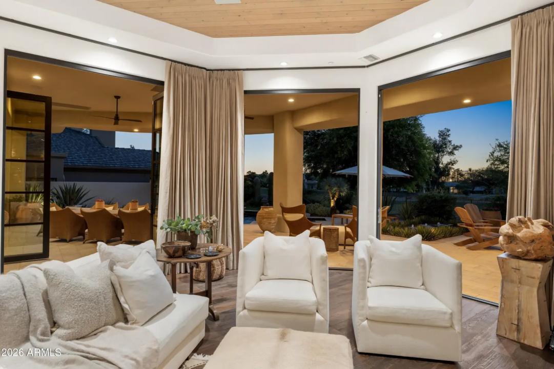 Real Estate Picture 25