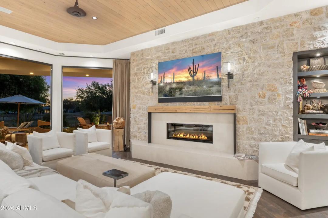 Real Estate Picture 26