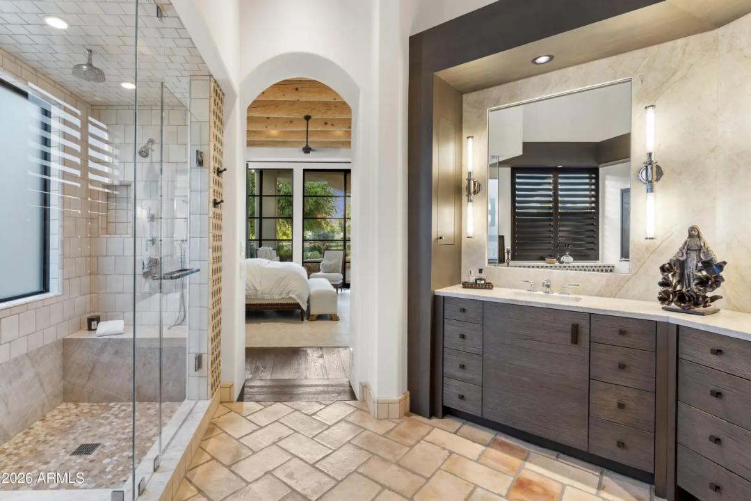 Real Estate Picture 34