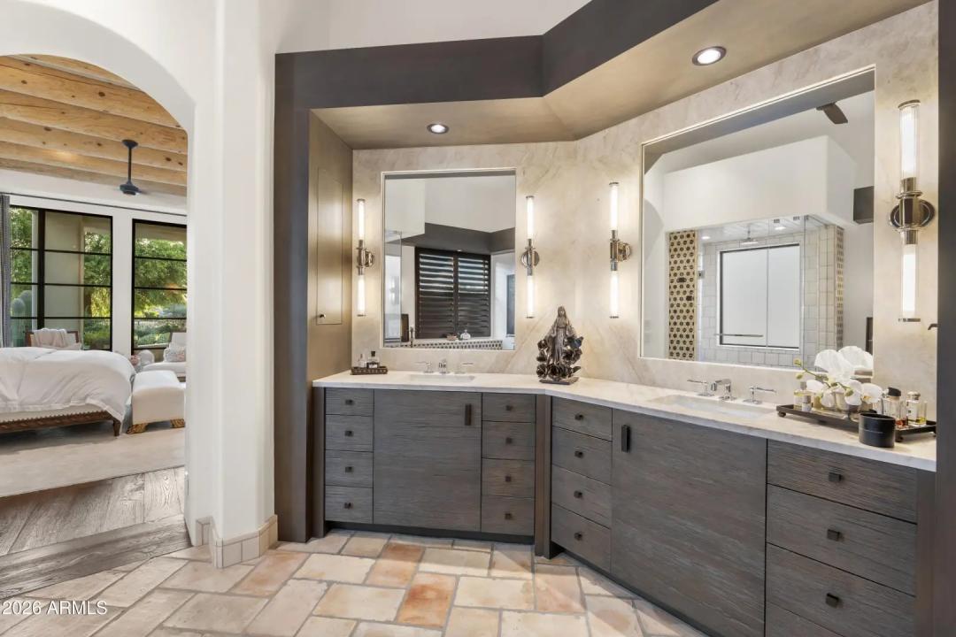 Real Estate Picture 35