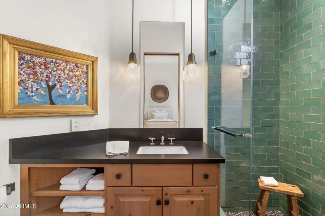 Real Estate Picture 41
