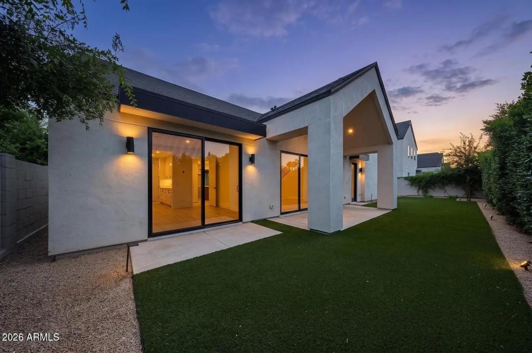 Real Estate Picture 2