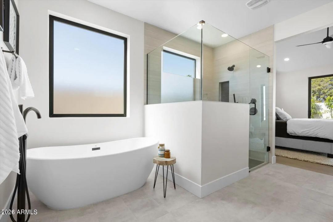 Real Estate Picture 19