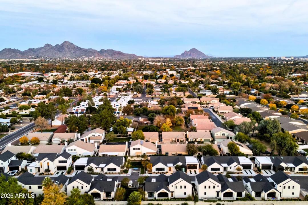 Real Estate Picture 1