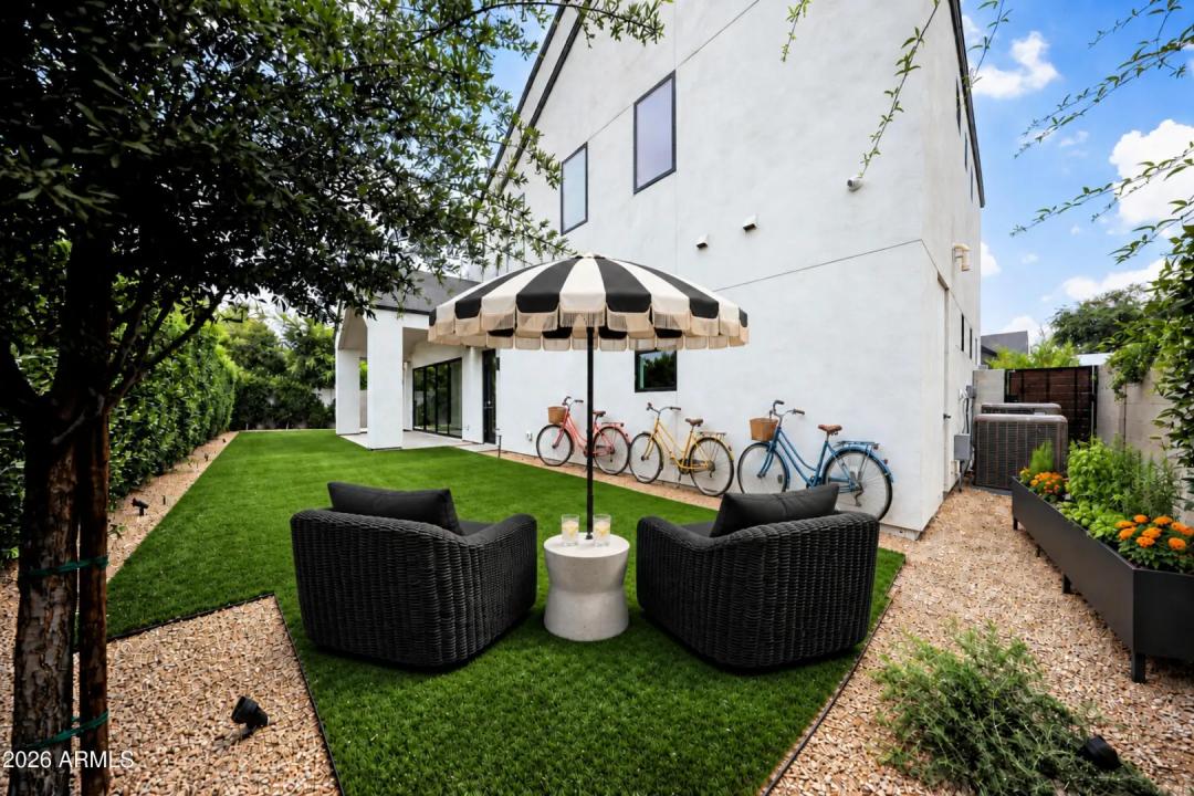 Real Estate Picture 34