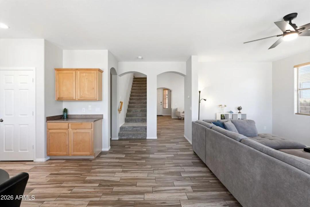 Real Estate Picture 35
