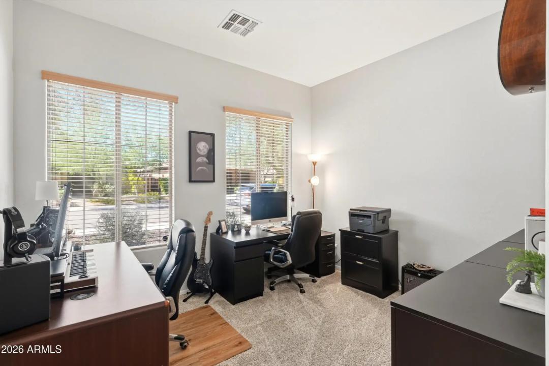 Real Estate Picture 15
