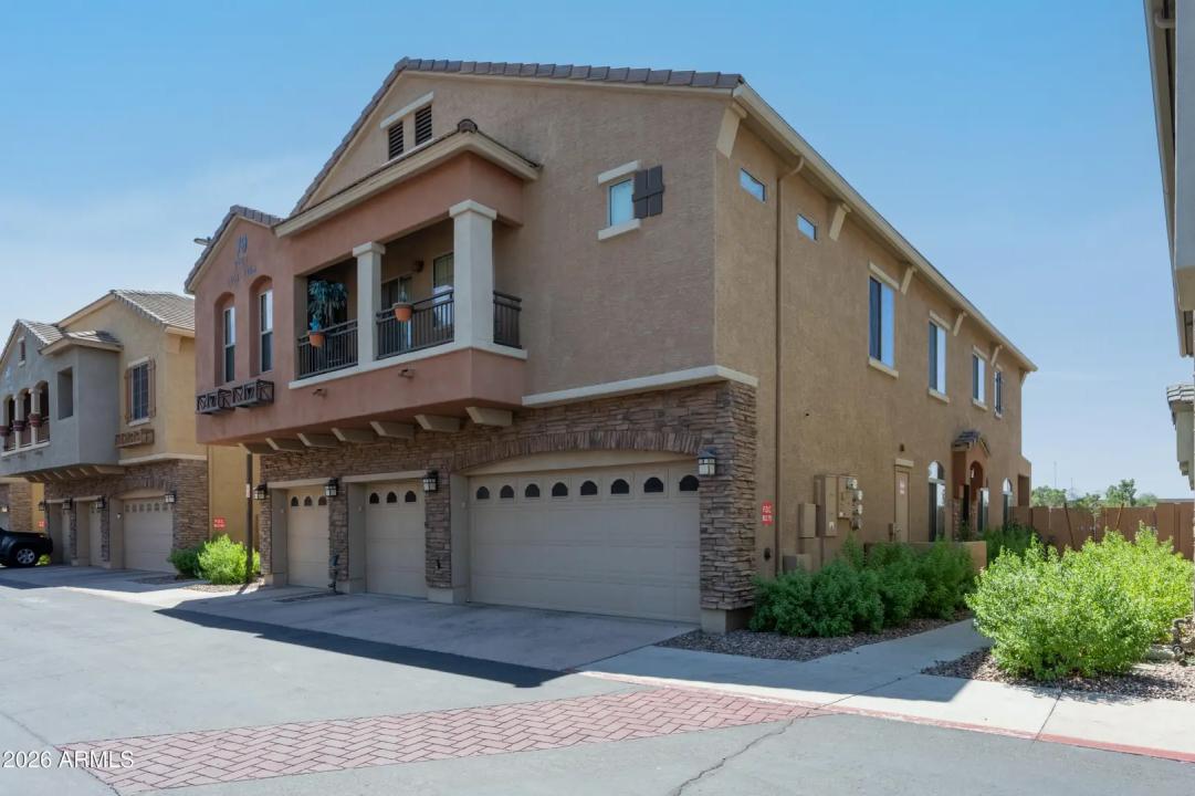 Real Estate Picture 1