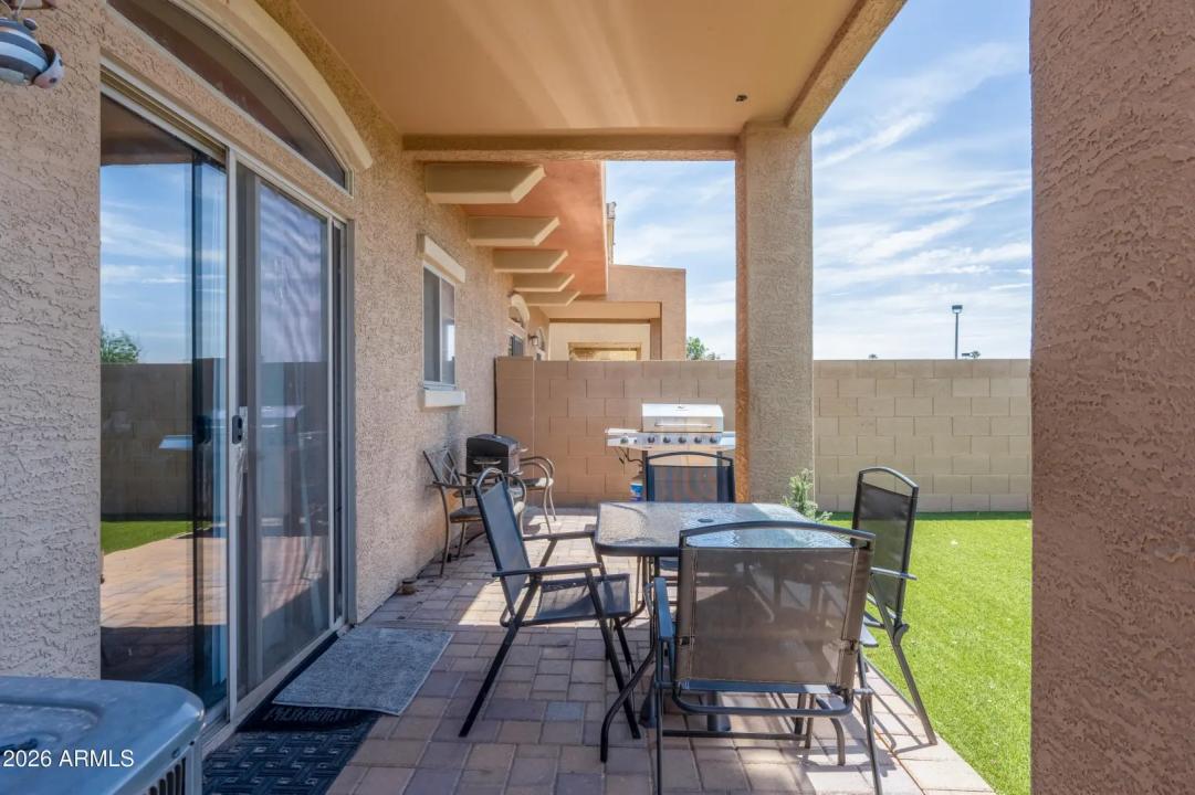 Real Estate Picture 23