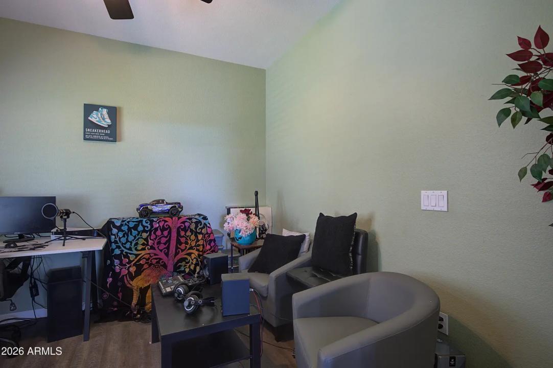 Real Estate Picture 29