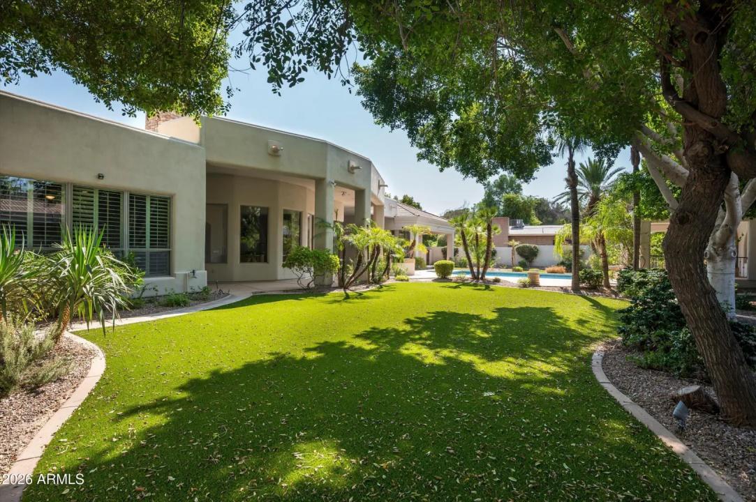 Real Estate Picture 36
