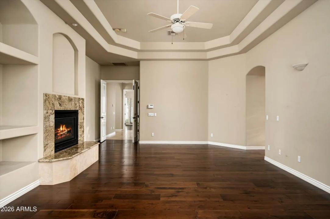 Real Estate Picture 16