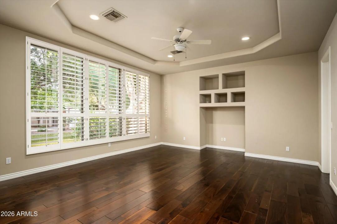 Real Estate Picture 27