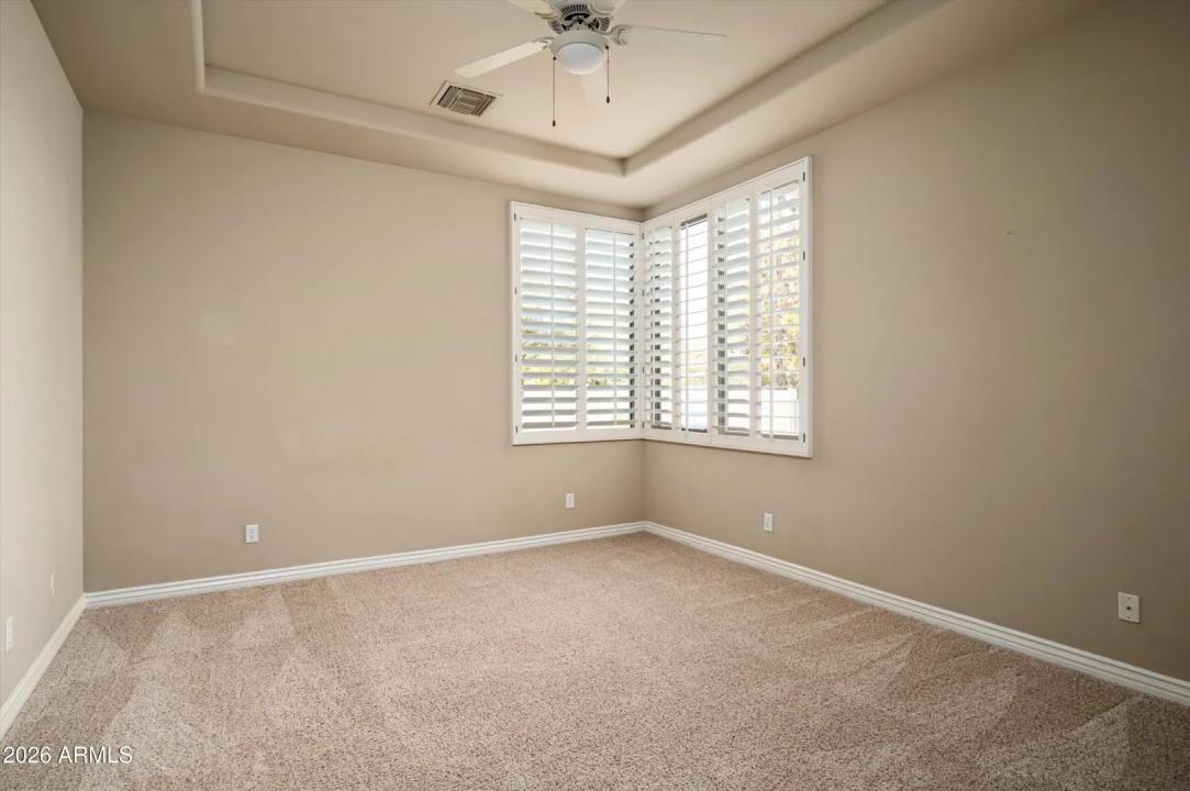 Real Estate Picture 23