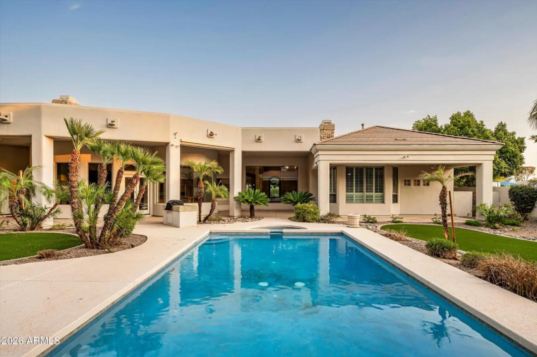 Real Estate Picture 33