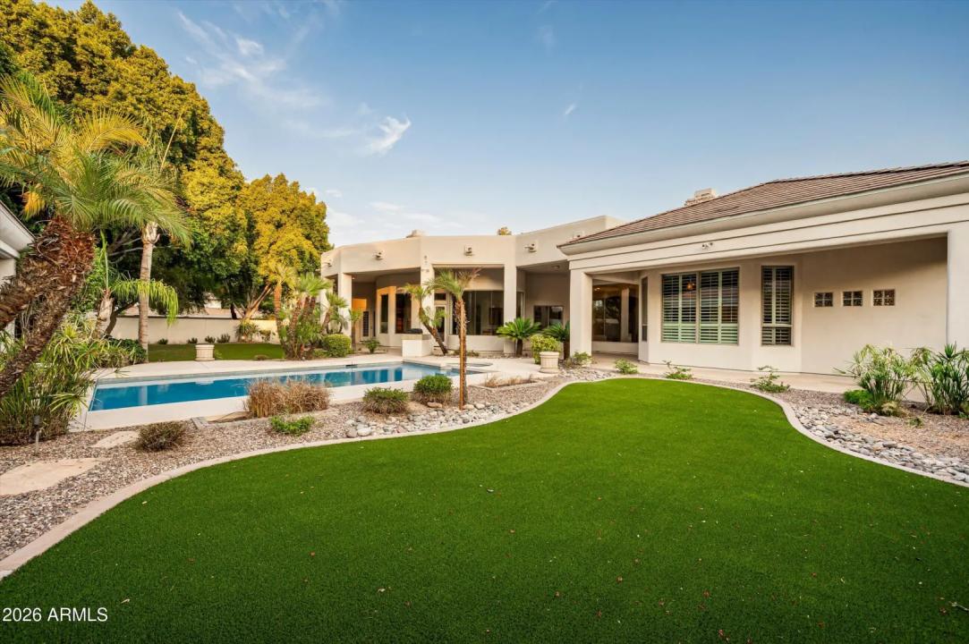 Real Estate Picture 34