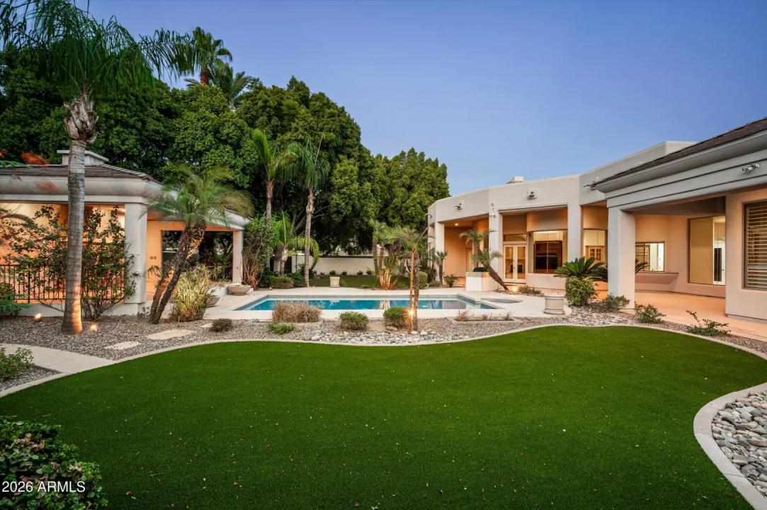 Real Estate Picture 35