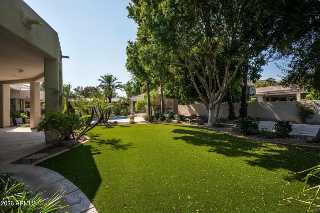 Real Estate Picture 38