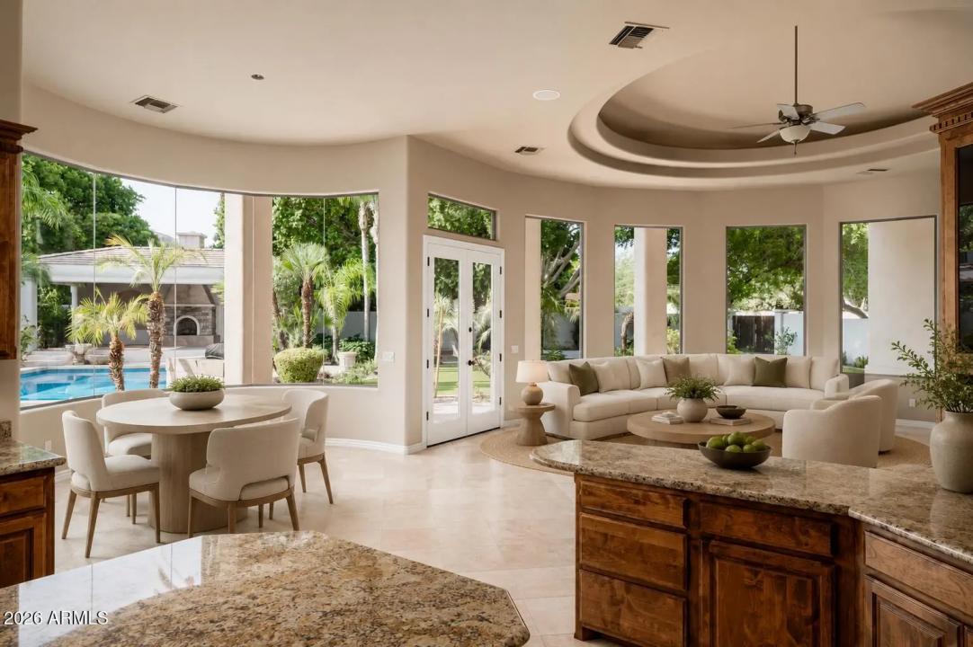 Real Estate Picture 11
