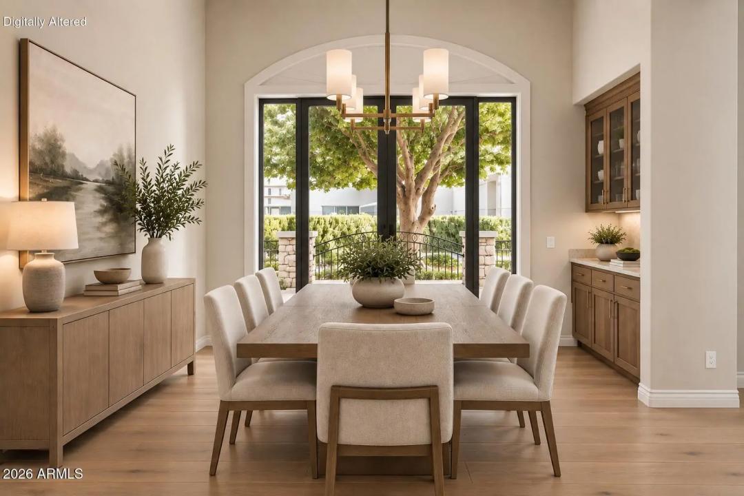 Real Estate Picture 11