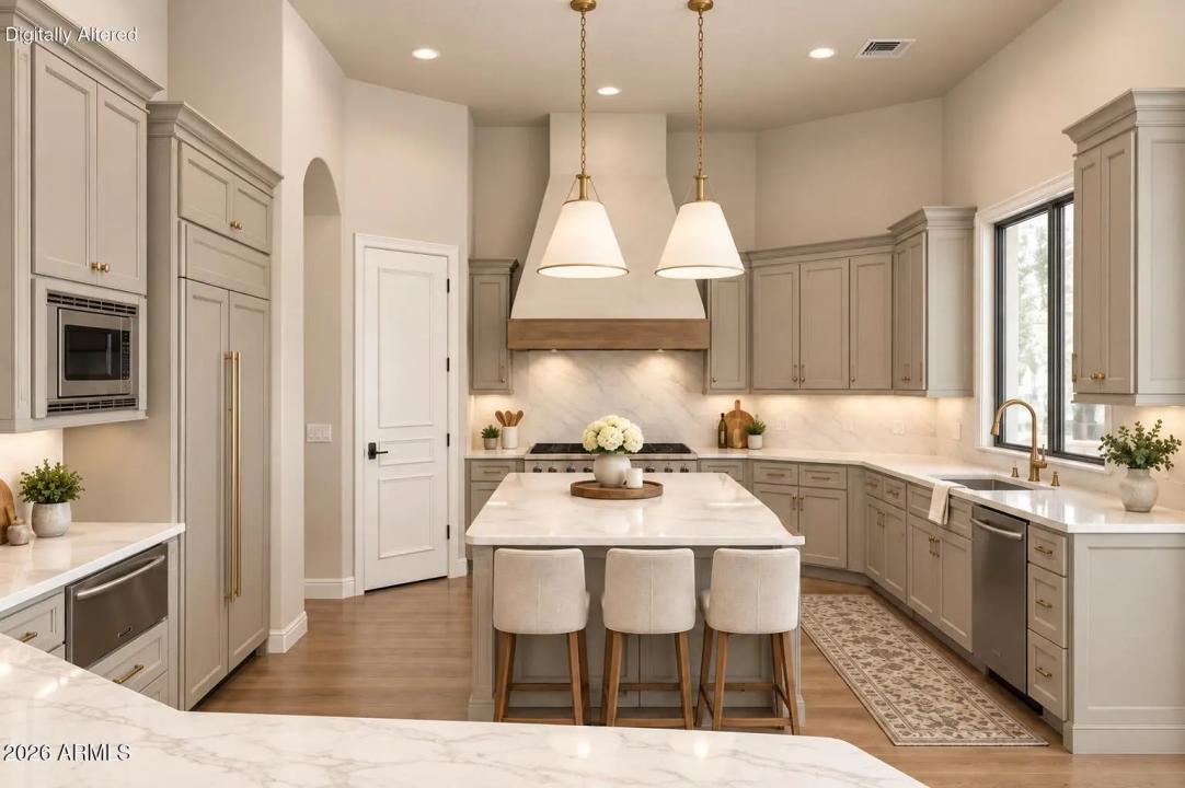 Real Estate Picture 16