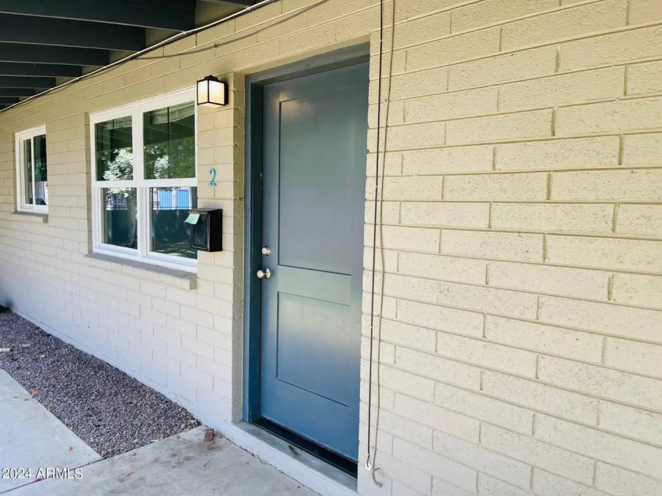 Real Estate Picture 3