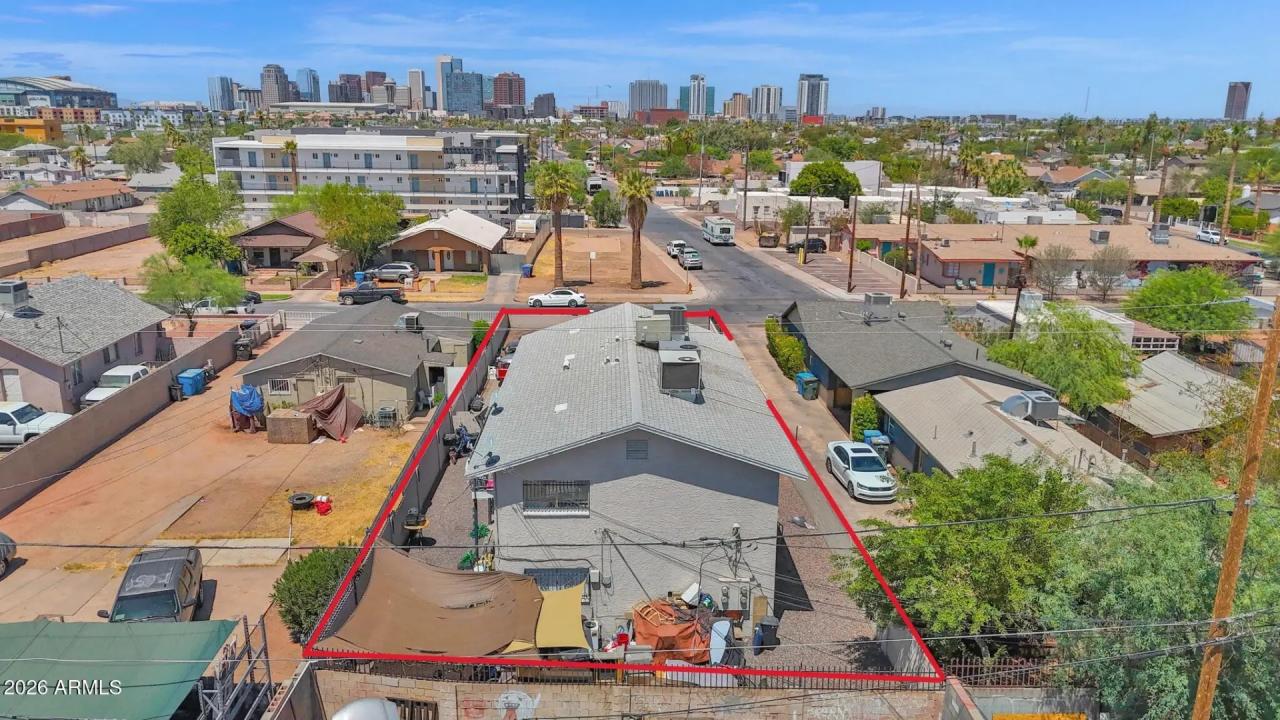 Real Estate Picture 2