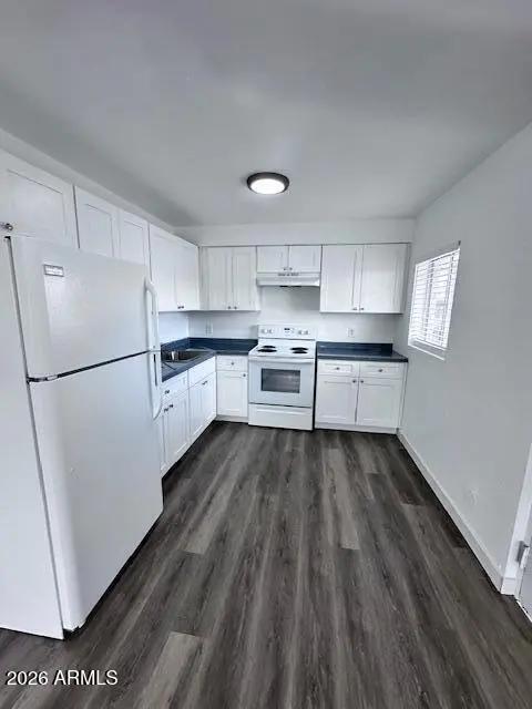 Real Estate Picture 11