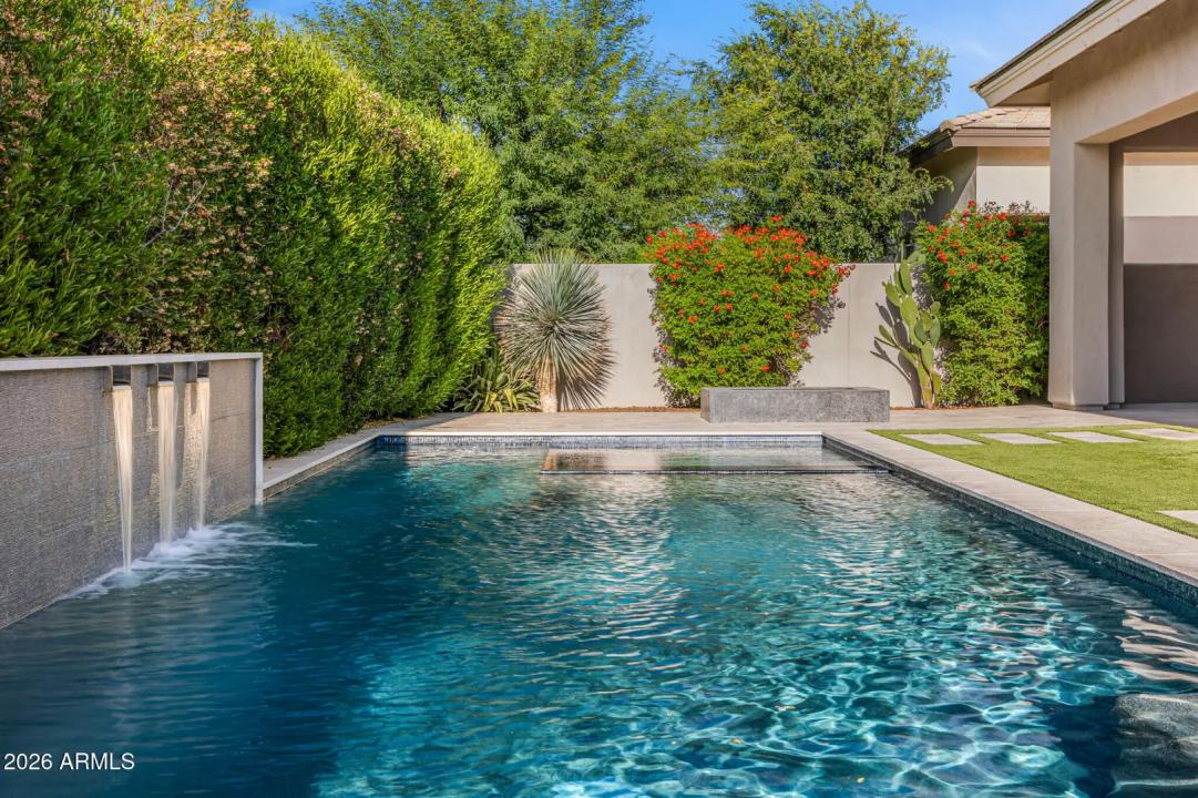 Real Estate Picture 1