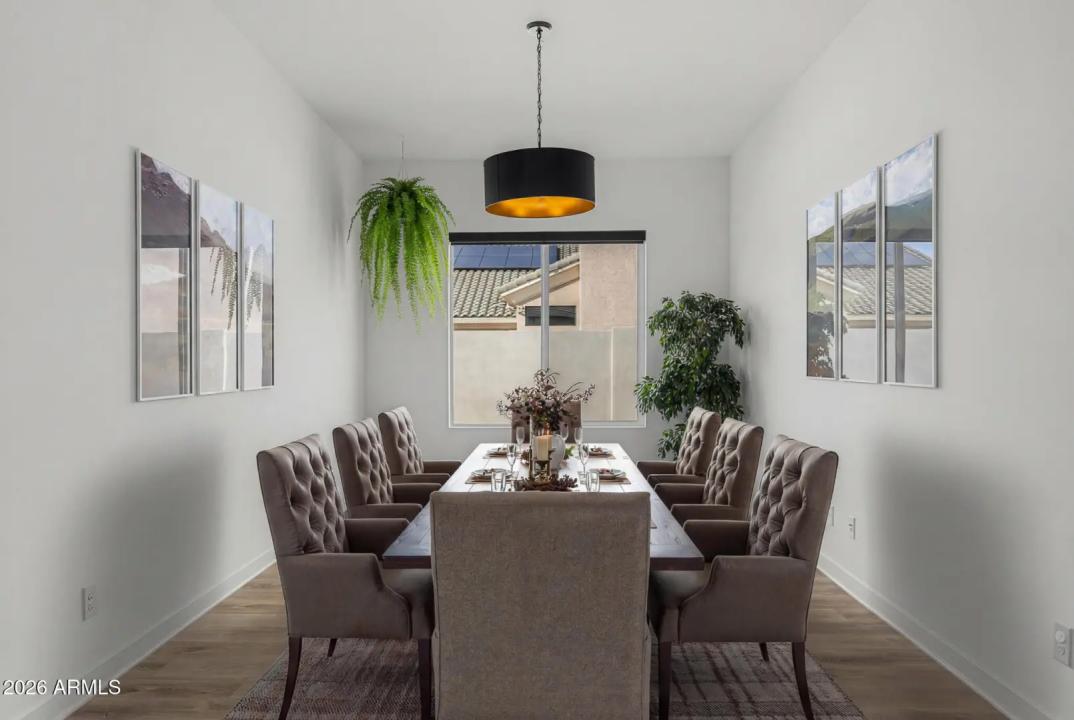 Real Estate Picture 12