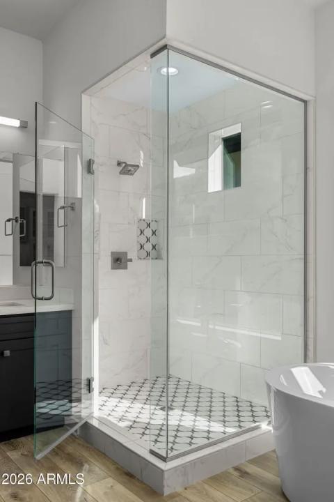 Real Estate Picture 17