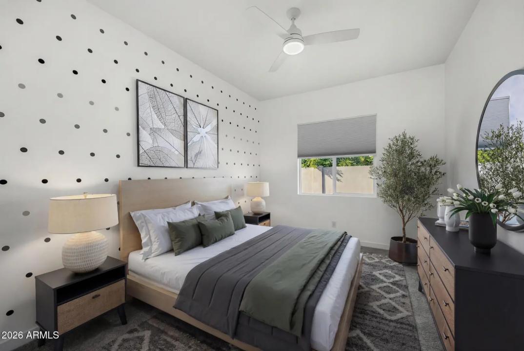 Real Estate Picture 22