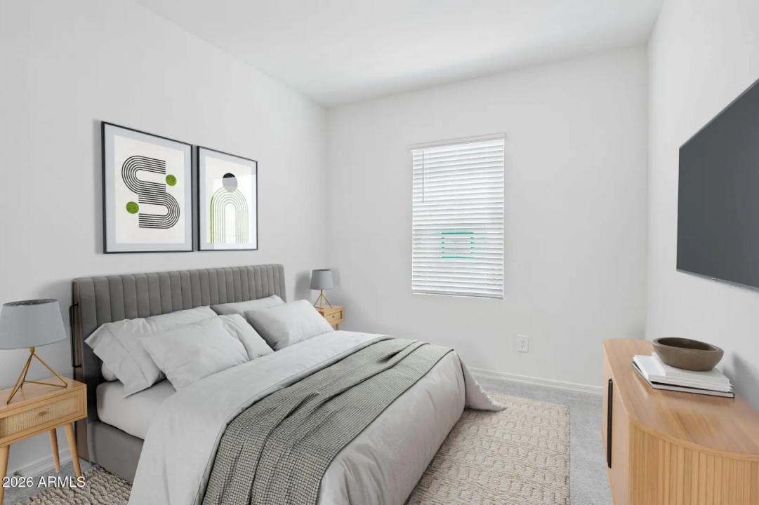 Real Estate Picture 19