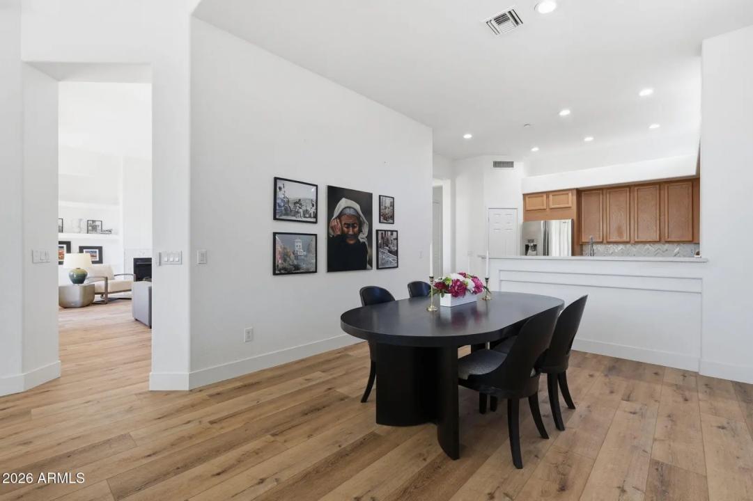 Real Estate Picture 34