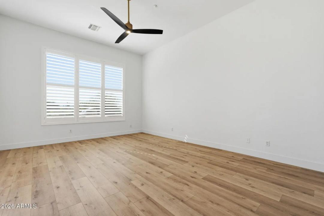 Real Estate Picture 41