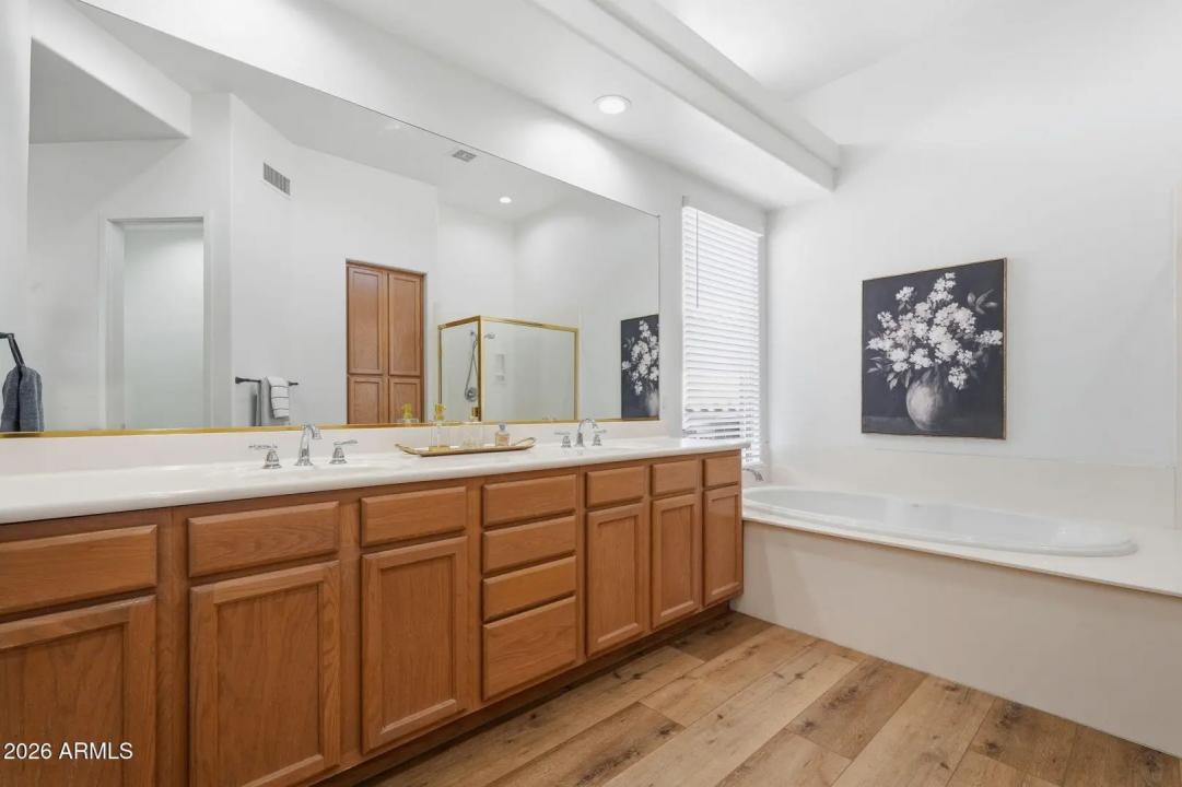 Real Estate Picture 44