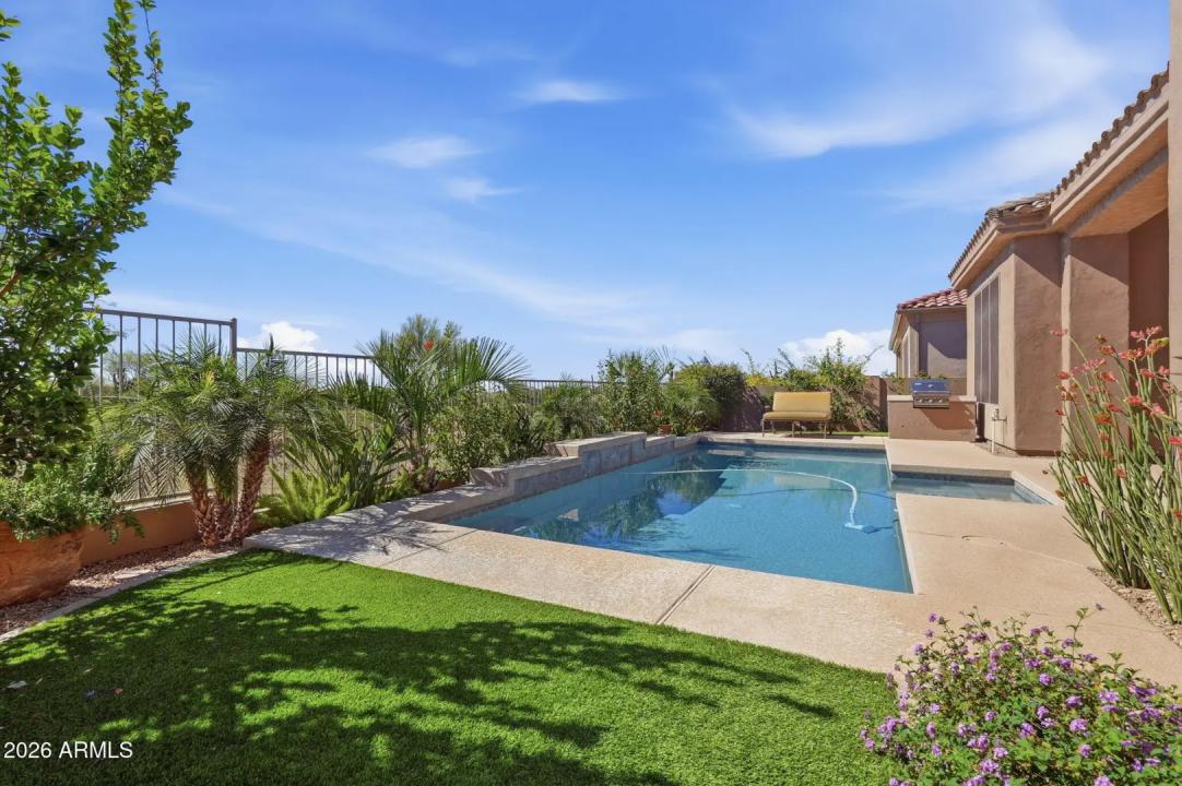 Real Estate Picture 64