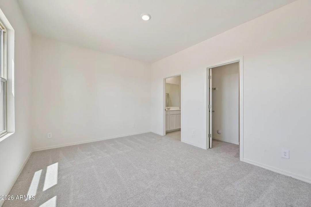Real Estate Picture 21