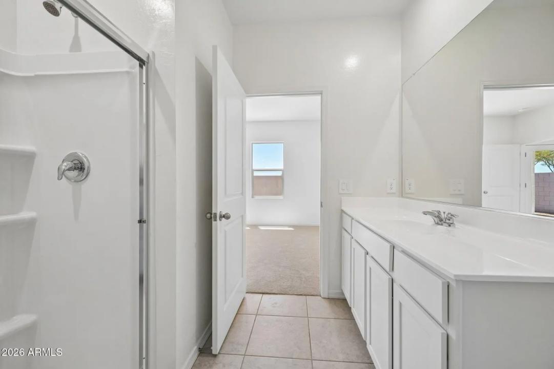 Real Estate Picture 24