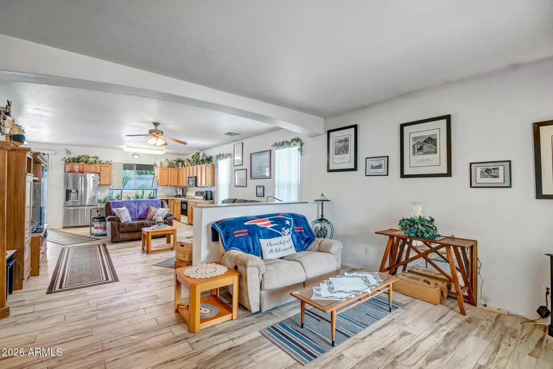 Real Estate Picture 5