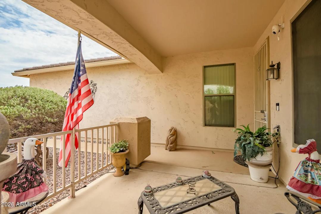 Real Estate Picture 3